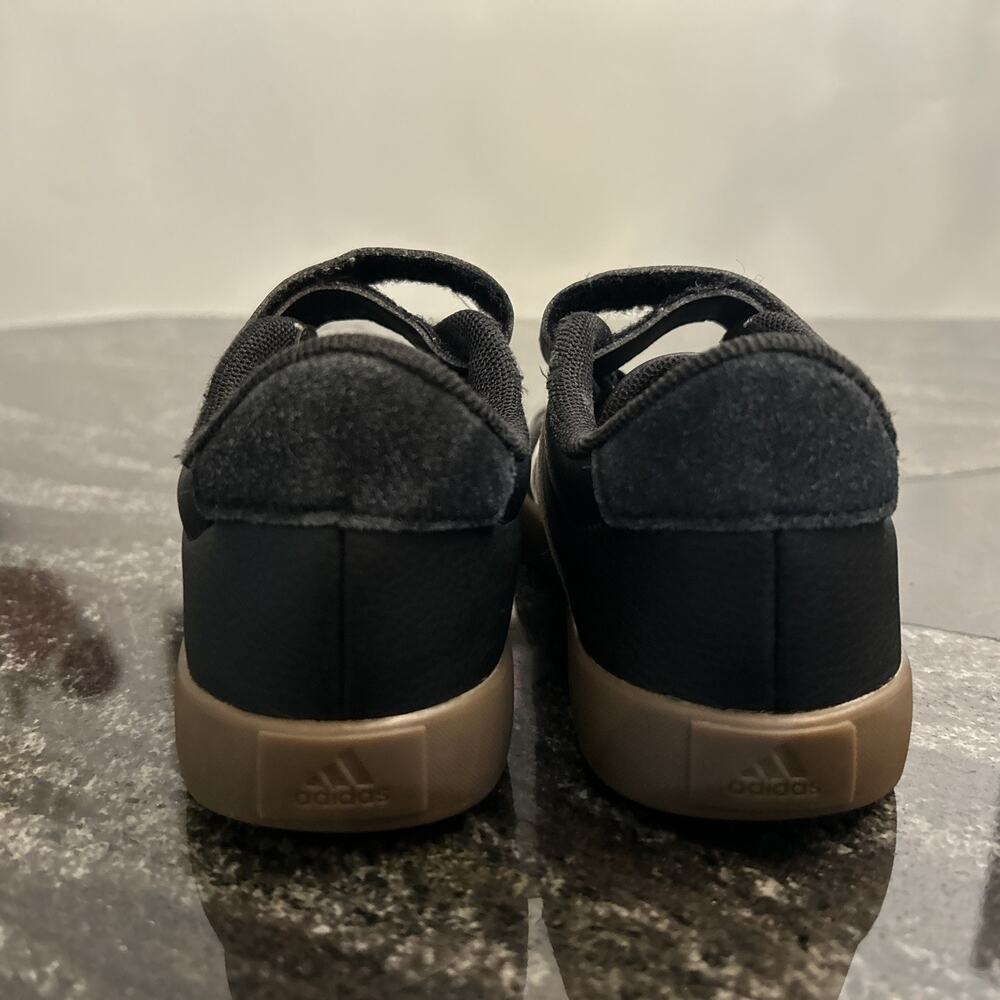 adidas Kid's VL Court 3.0 Sneaker US 2 Black/Gum - Picture 5 of 11